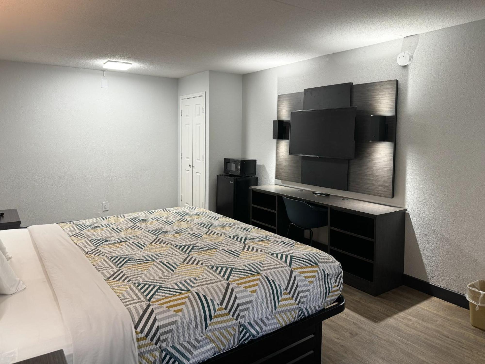 Motel 6 Huntsville Al University Dr. מראה חיצוני תמונה