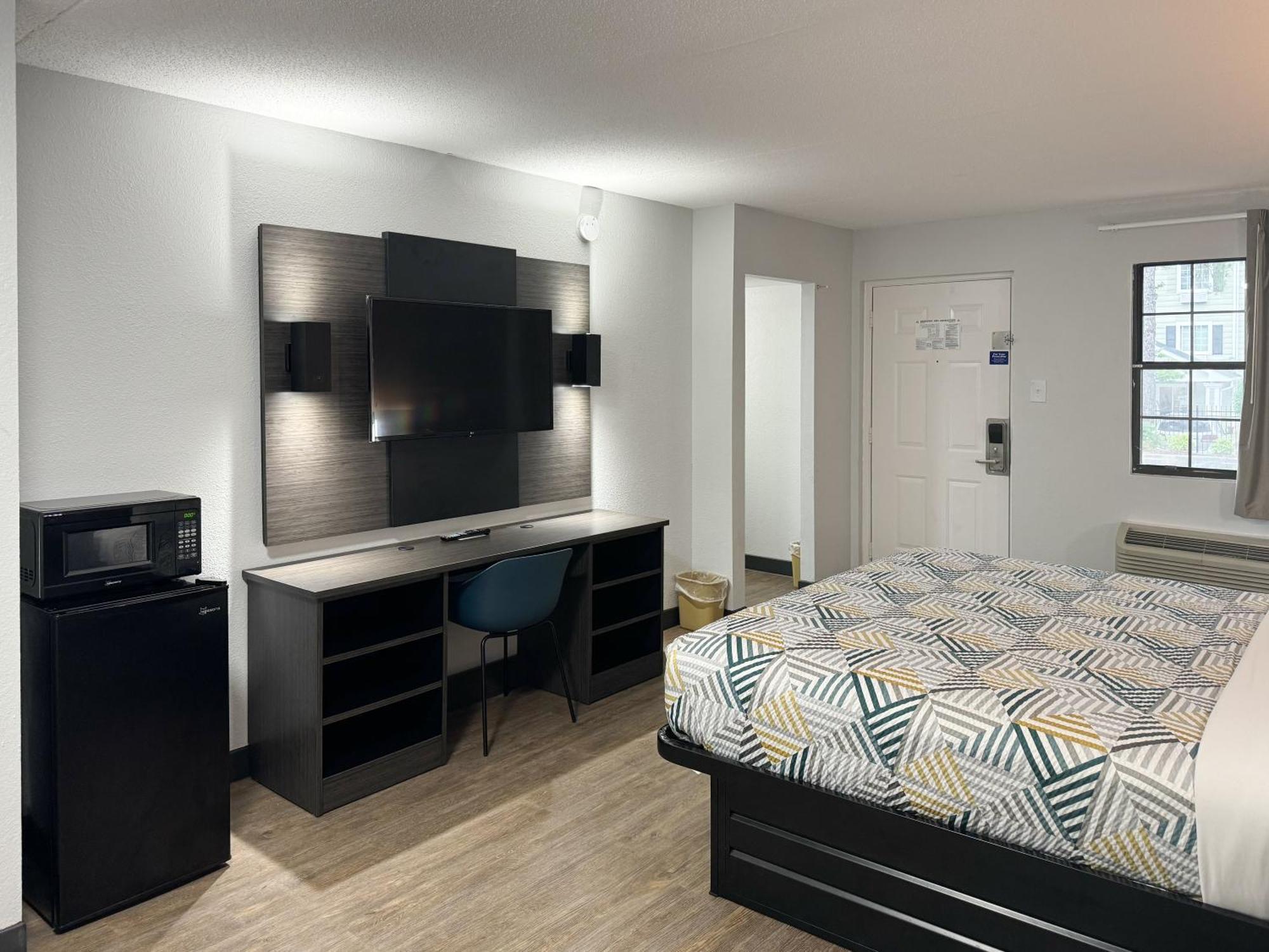 Motel 6 Huntsville Al University Dr. מראה חיצוני תמונה