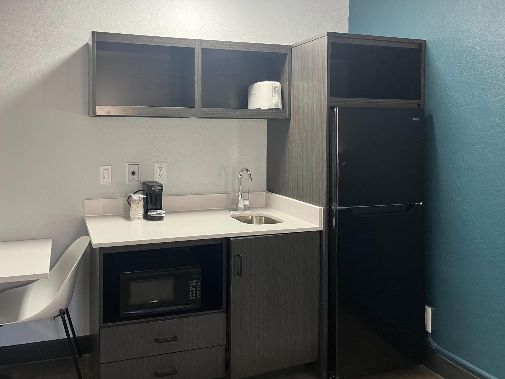 Motel 6 Huntsville Al University Dr. מראה חיצוני תמונה